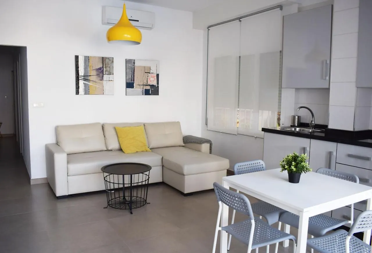 El Jardin Benerja Apartment