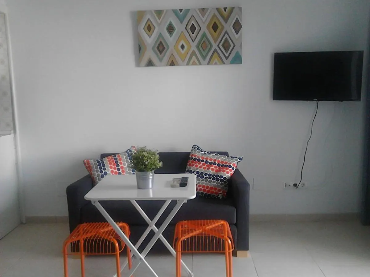 El Jardin Benerja Apartment